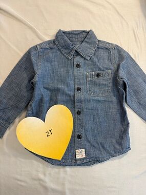 baby GAP - long sleeve button down denim style shirt. Size 2 years